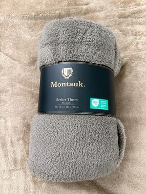 Gray Taupe Montauk Plush Oversized Throw, 100% Polyester 50” X 70”